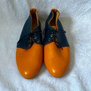 Handmade leather shoes, navy blue and orange, size 38, size 7.5
